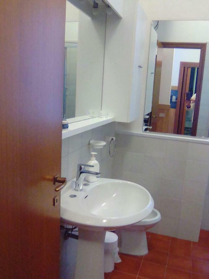 Lorenzo Apartment Леванто Экстерьер фото