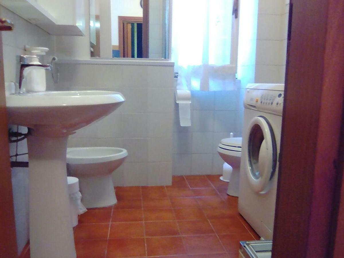 Lorenzo Apartment Леванто Экстерьер фото