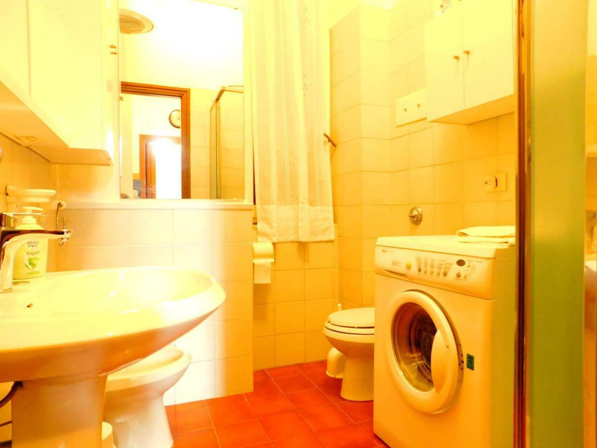 Lorenzo Apartment Леванто Экстерьер фото